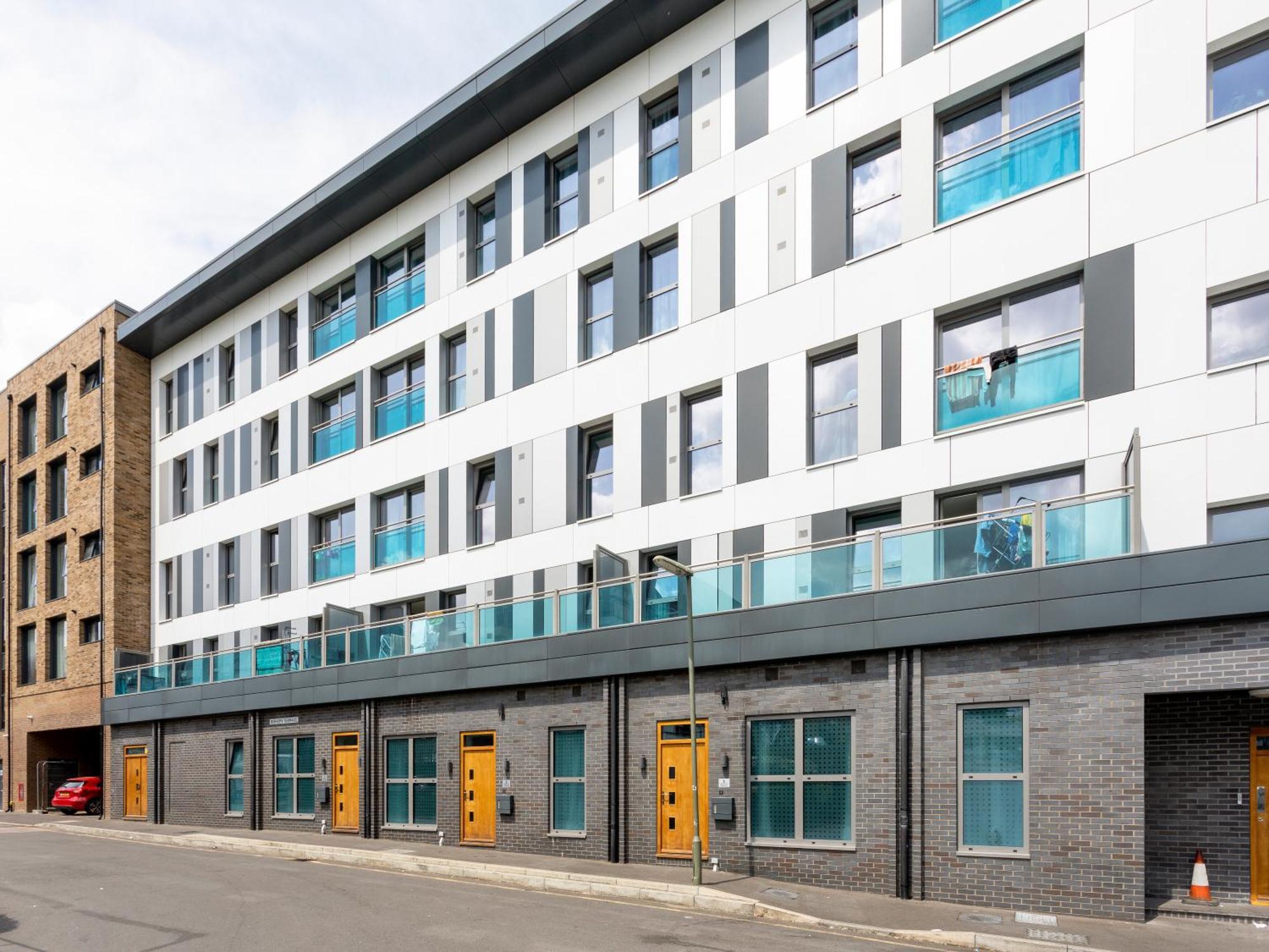 1 Bed Apartment - Redhill Central, Surrey, Gatwick #2 Ngoại thất bức ảnh